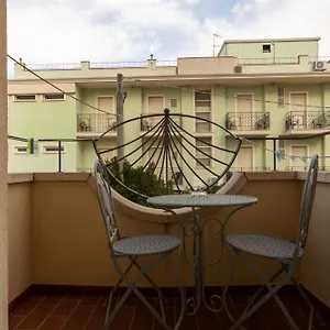 3* Szálloda River Fronte Mare Con Piscina